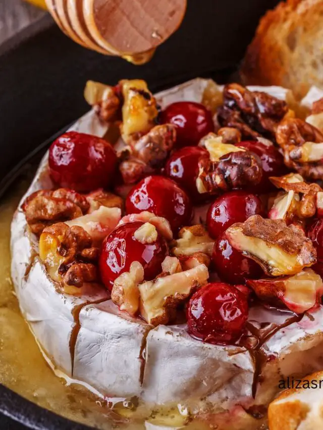 Baked Brie with Cranberry Compote