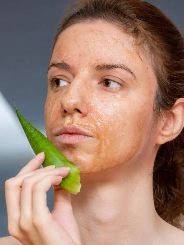 How To Use Aloe Vera  For Pimples