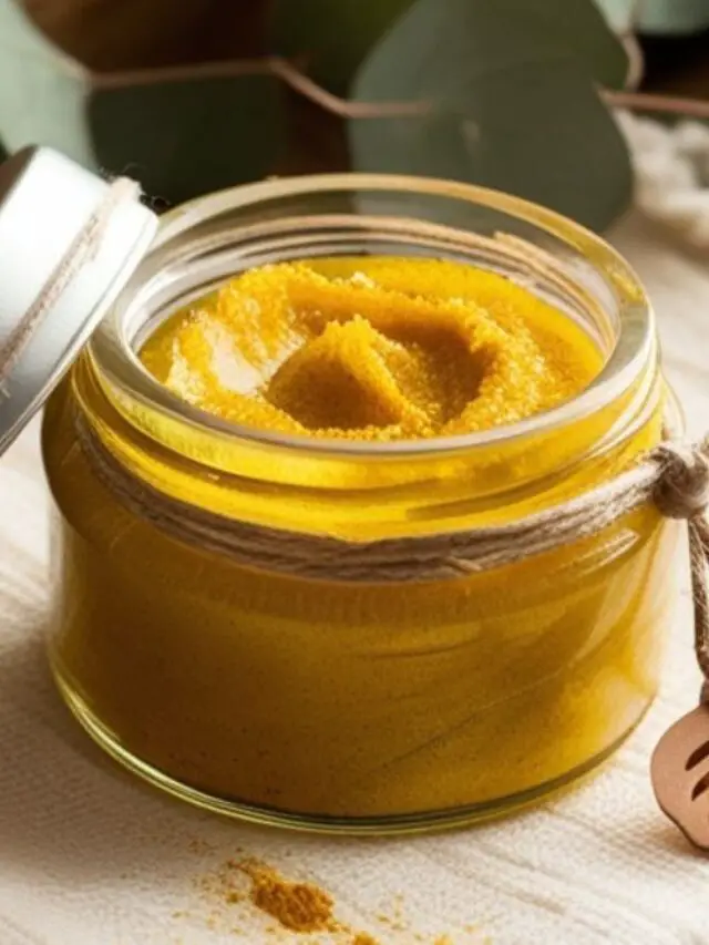 Turmeric Lip Scrub For Dark Lips