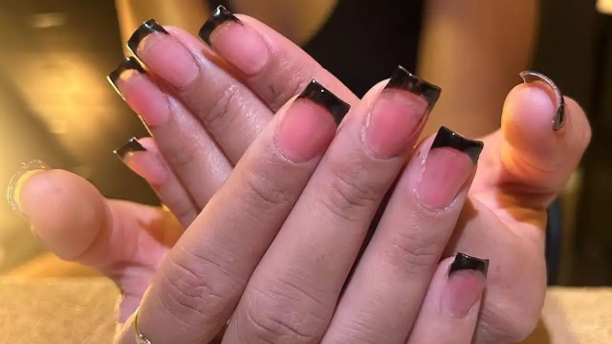 Dark Winter Nails