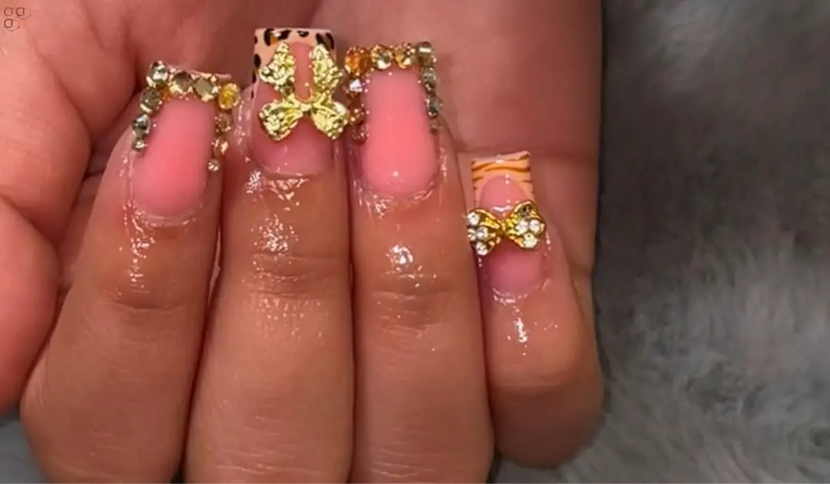 French Tip Nails