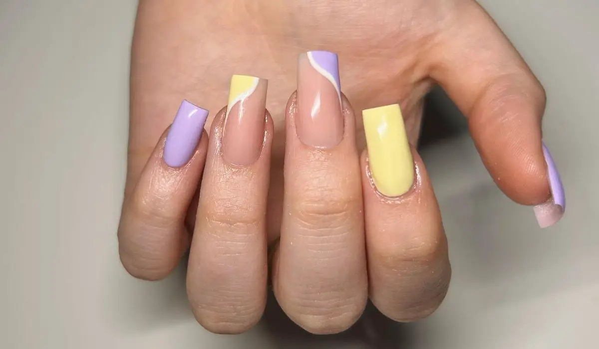 Subtle Nails