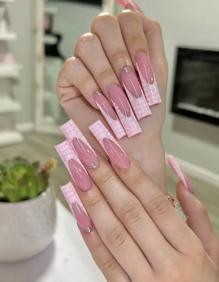 Birthday nails 