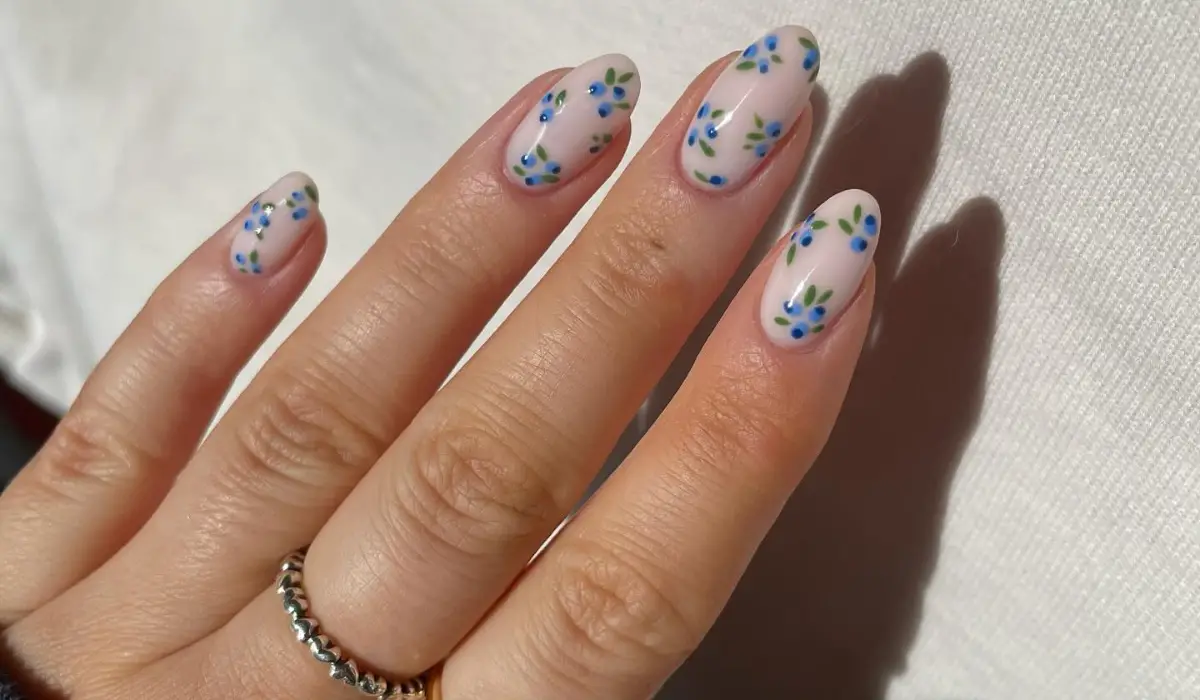 Spring Nails Simple