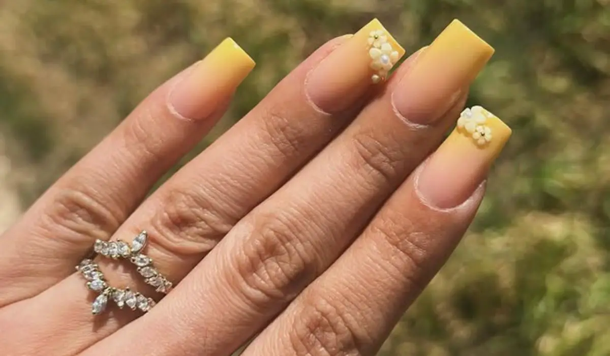 Yellow Nails Ideas