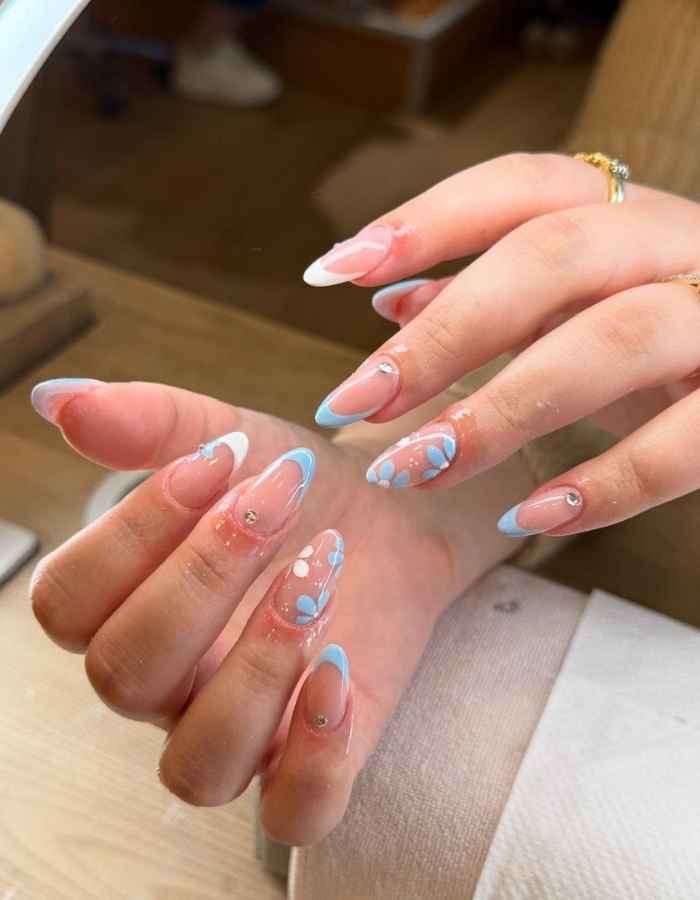 Blue Spring nails