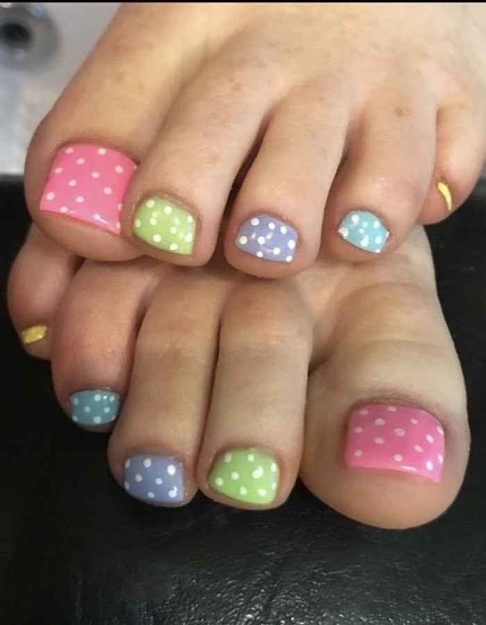 Cute toes