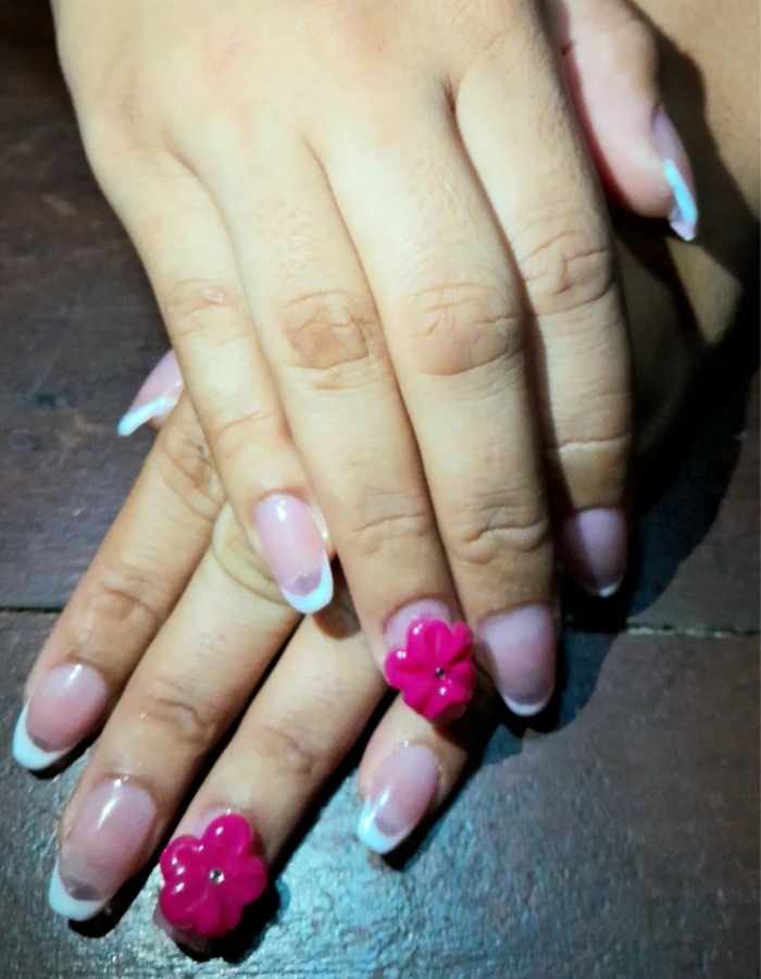 Floral nails
