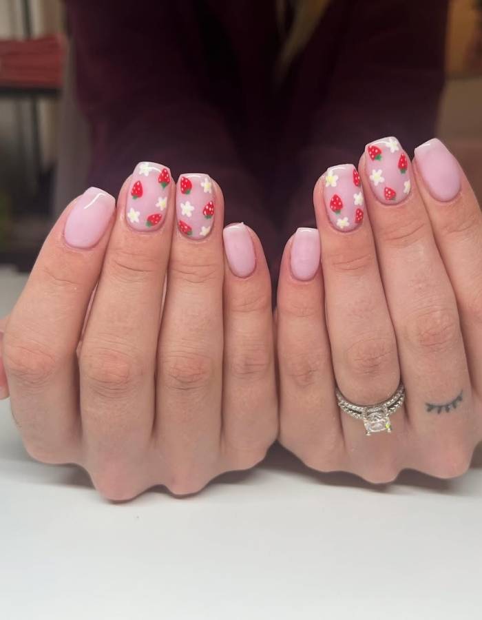Flower nails