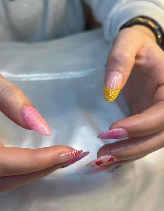 pink spring nails