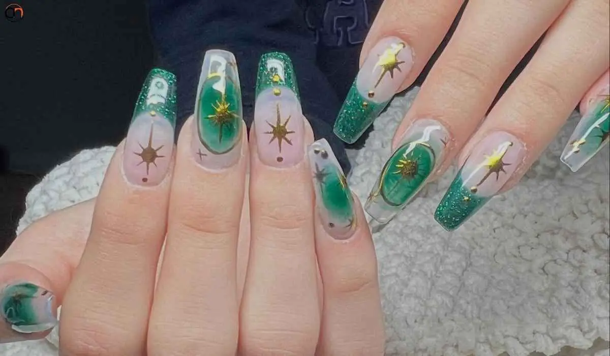 Dark Green Prom Nails