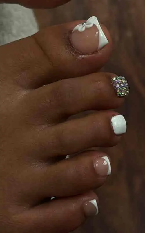 Flower Toe Nails