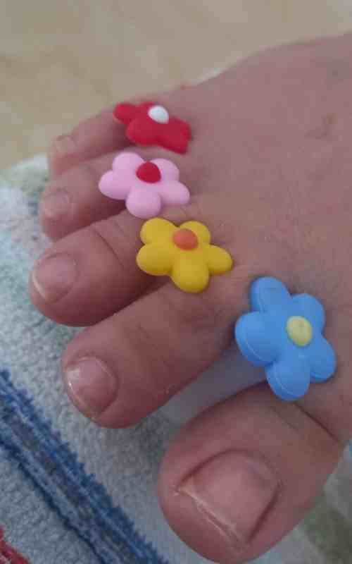 Flower Toe Nails
