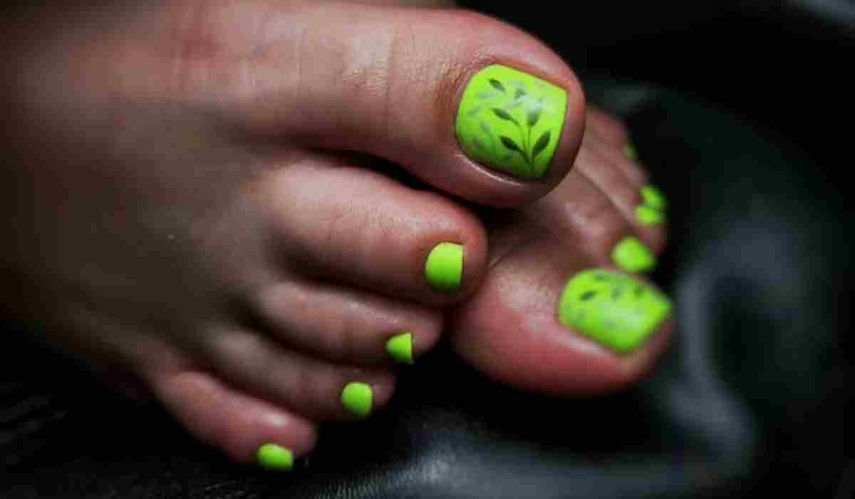 Toe Nail Colors For Summer