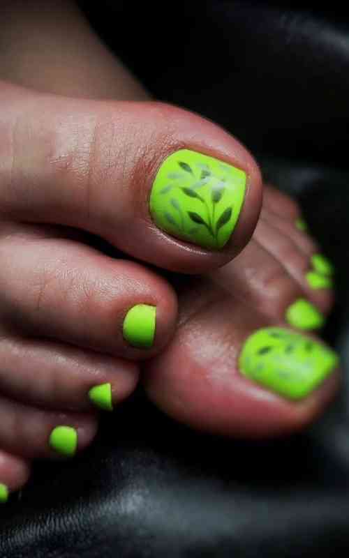 Toe Nails Designs