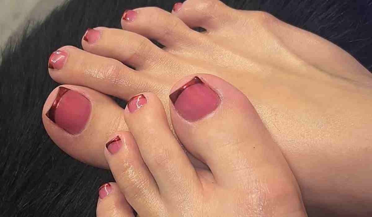 Toe Nails Designs