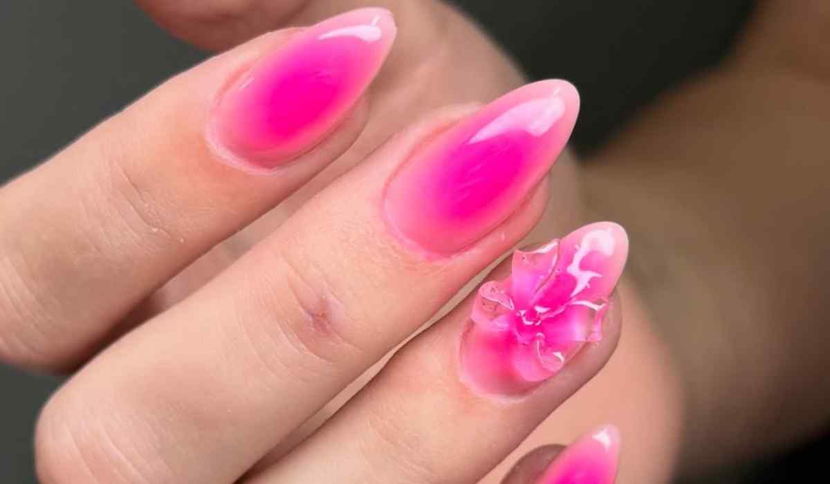 Aura Summer Nails